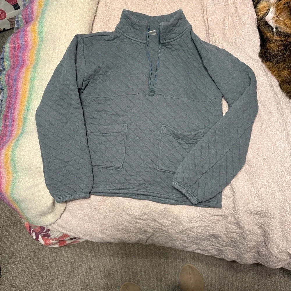 Crewcuts Quilted Pullover in Blue Gray Size 6/8 Medium 3/4 zip Sweatshirt